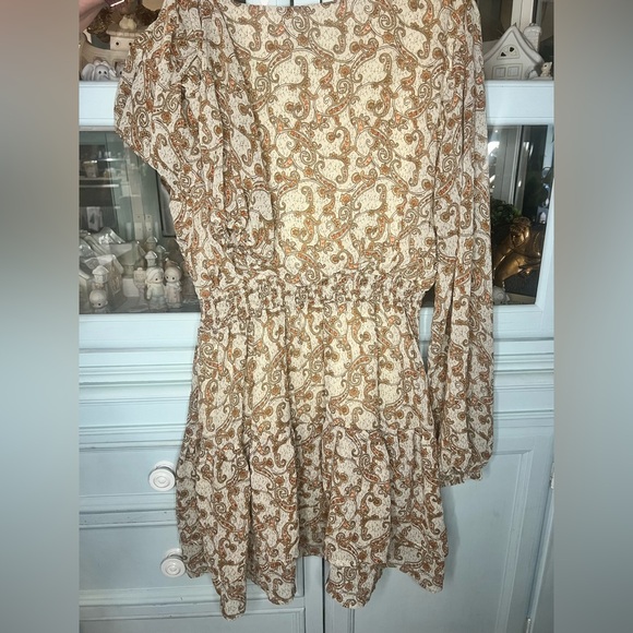Hayden Long Sleeve Dress with Cream and Brown Paisley - Picture 2 of 3